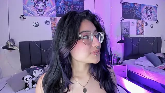 SabrinaV_ live cam on Stripchat