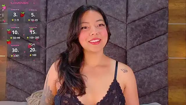 AnnieRouse__ live cam on Stripchat