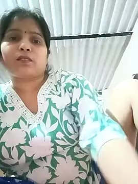 Ritika_singh71 live cam