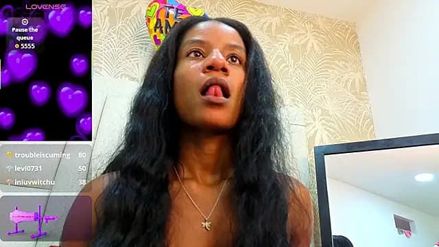 dafnnelewis live cam