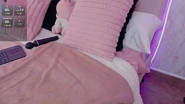 Hanaa_rosse live cam