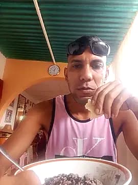 UnreadyChutzpa live cam