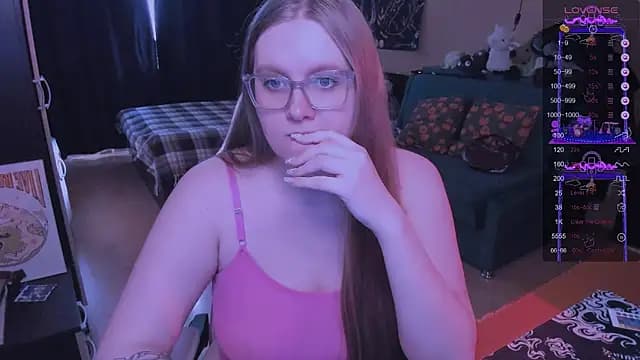 Alice_Dreamgirl_ live cam on Stripchat