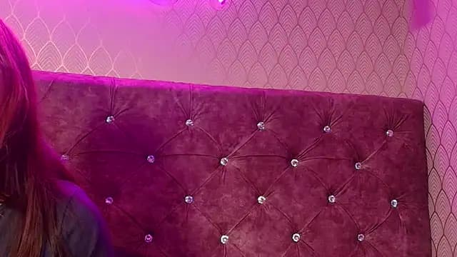 VeroBloomx live cam on Stripchat