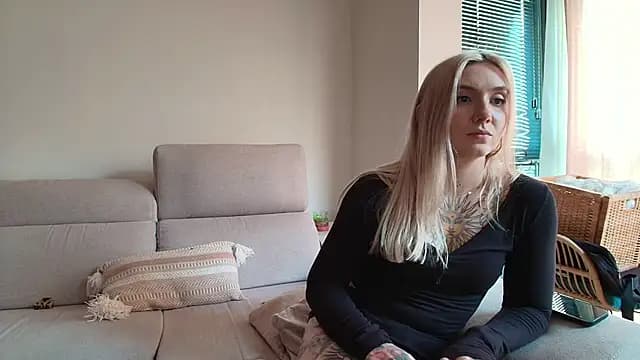 tattoobbgirl live cam