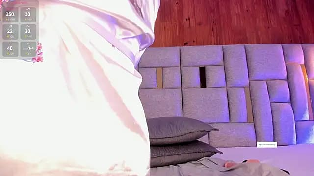 miia_reeves_ live cam