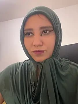 hannahayat live cam on Stripchat