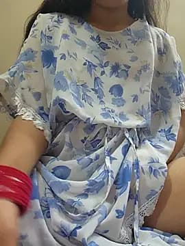 ISSLAA live cam on Stripchat