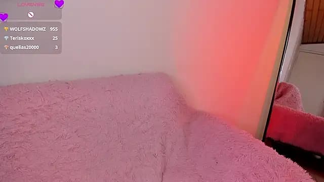 Rebeca_Williams_ live cam on Stripchat