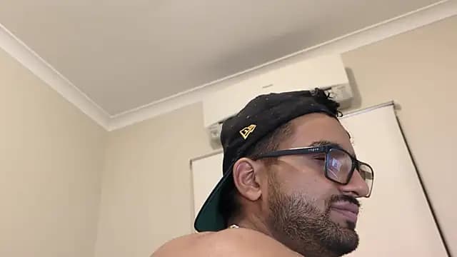 robin103666 live cam on Stripchat