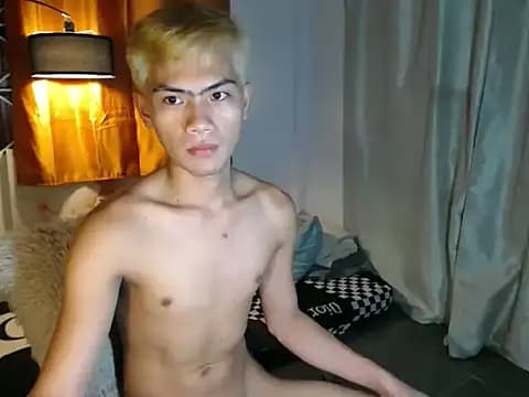 alex_cummer live cam on Stripchat