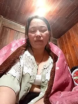 Yellow-pink live cam