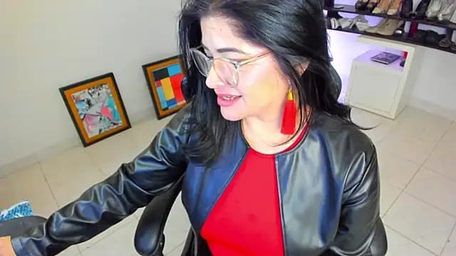 BellaFlaming live cam