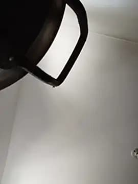 YeseniaRodriguez3 live cam on Stripchat