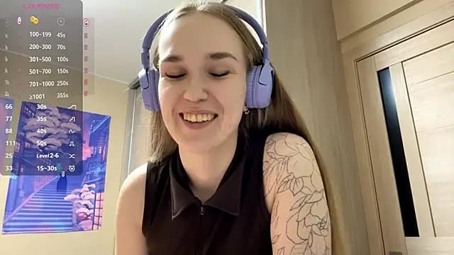 DenitaSpace live cam on Stripchat