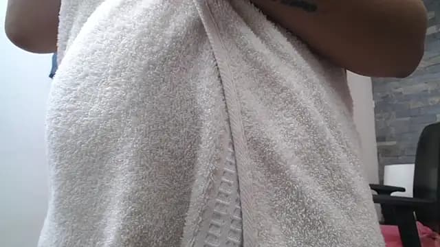 dayadubey_ live cam on Stripchat