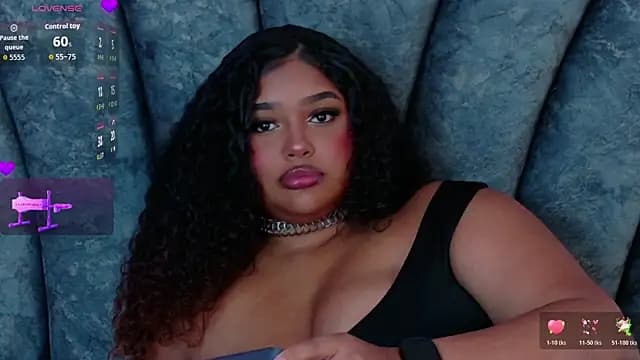 Helena-Snow live cam on Stripchat