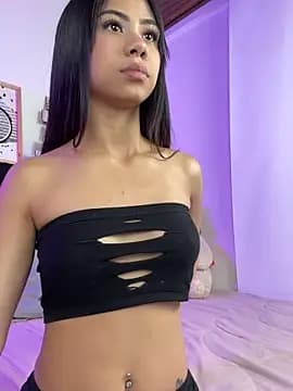 Miia_coollins live cam on Stripchat