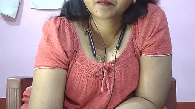 Pooja-suman live cam