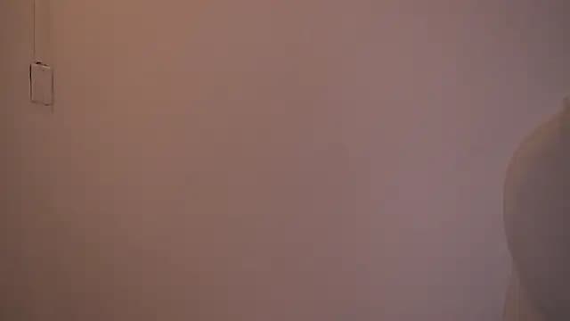 Emily_Roberts9 live cam