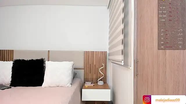 MalejaDiaz_ live cam
