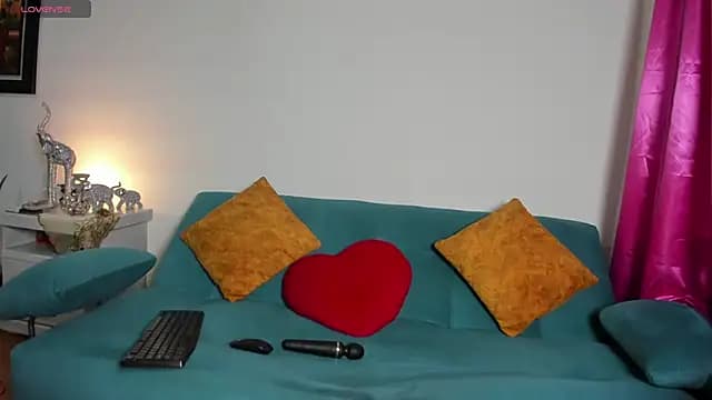 Victoria_Jonness live cam