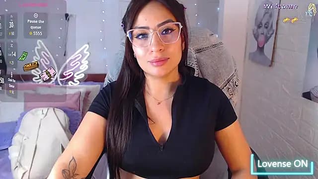 Paulina_627 live cam