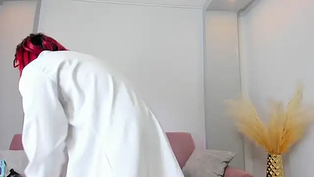 ScarletDesiire_ live cam