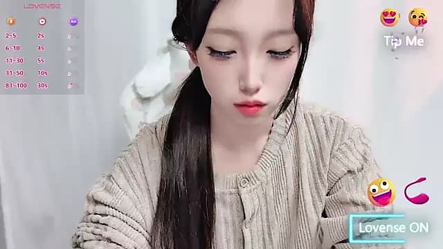 luckyuyu66 live cam
