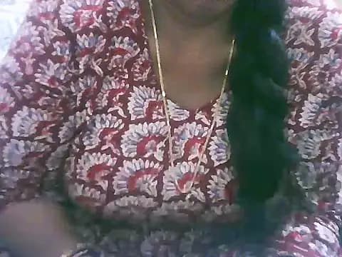 mohini_bhabhi live cam on Stripchat