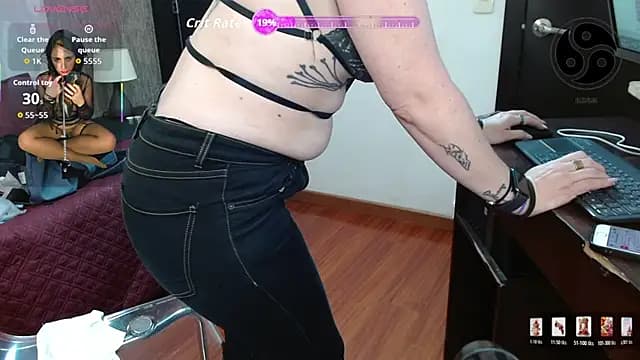 lincebdsm live cam on Stripchat