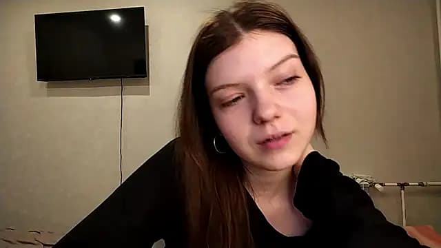 Helgawithyou live cam on Stripchat