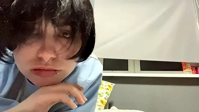 Hissokai live cam on Stripchat