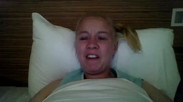 jennyblondeuk live cam