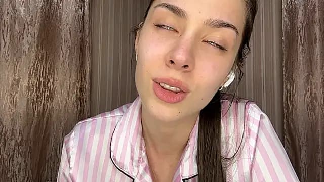 AylaLust live cam on Stripchat