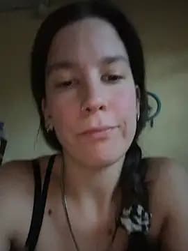 Melu12 live cam on Stripchat