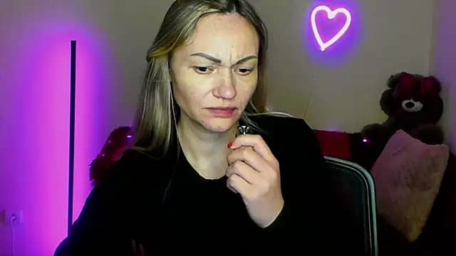 BlondMikey22 live cam