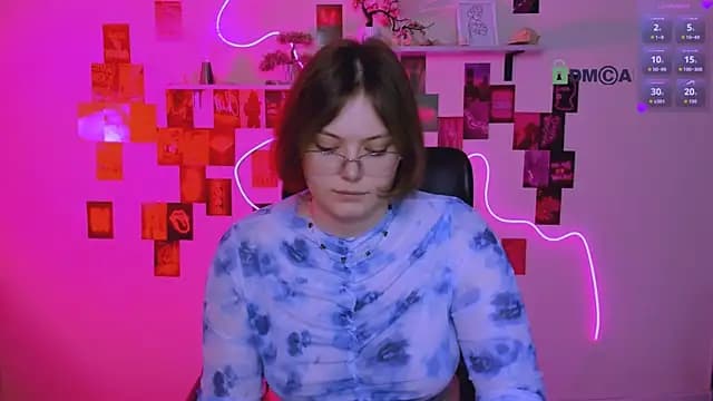 nikole_kitt live cam