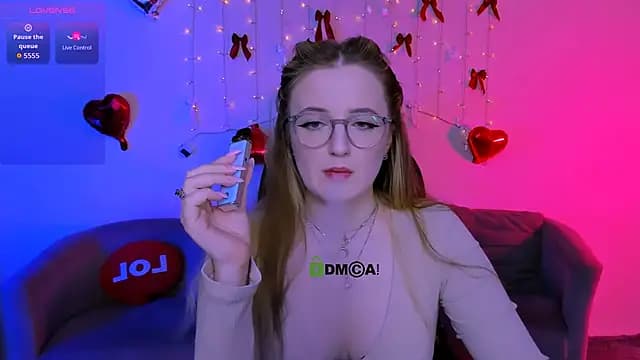 luna_berryy live cam