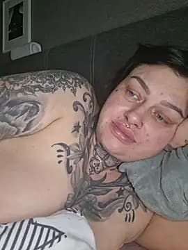 _VelvetAura_ live cam