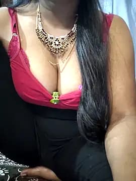 Ezabelljohn live cam