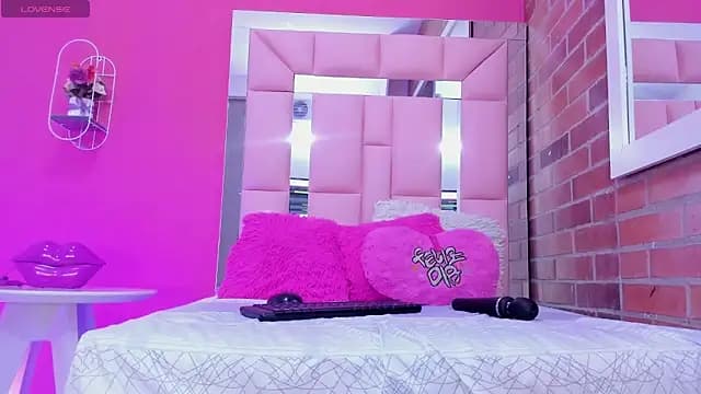 Nicky_hot_69 live cam