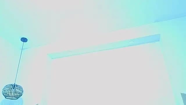 Emilly_Beaumont live cam on Stripchat