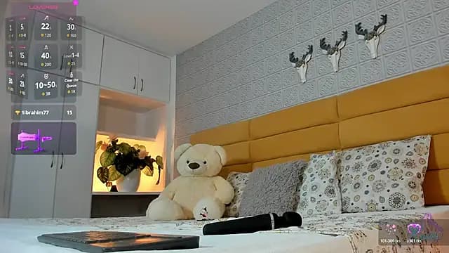 LeilaHiuston live cam