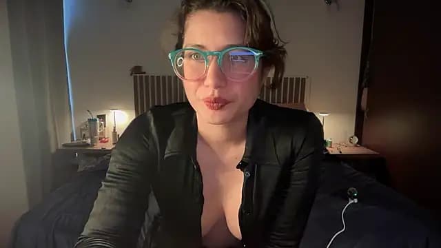 Meowkillah13 live cam