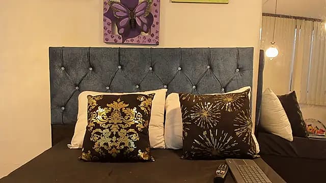 Atenis_thompson live cam