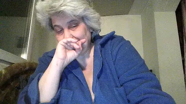 ExquisiteMature live cam