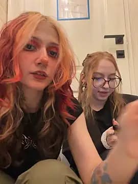 _Devill_Baby live cam on Stripchat