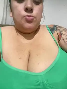 Tata0807 live cam on Stripchat