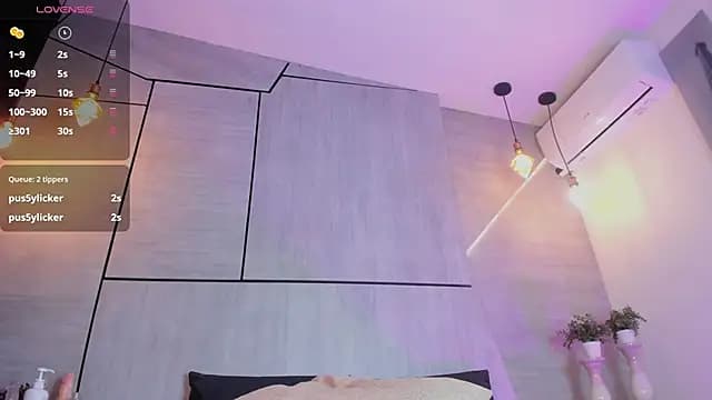 Lilyrousse_ live cam